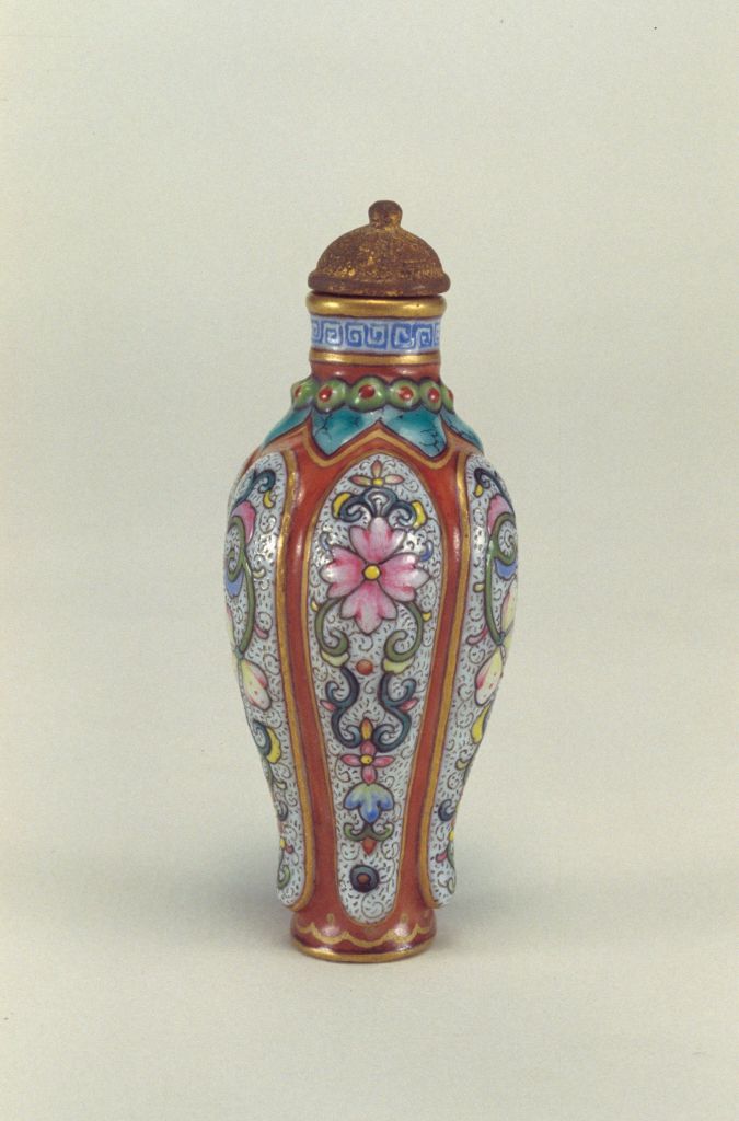 图片[2]-Pink color melon ridge porcelain snuff bottle-China Archive